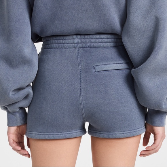 Alexander Wang Essential Terry Sweatshort - Picture 2 of 6